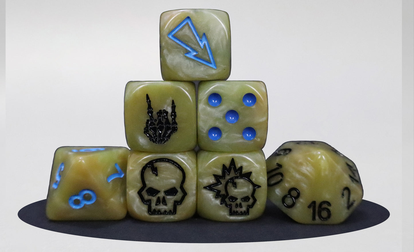 Gravewalkers Dice – Resin Dice for Bloody Football