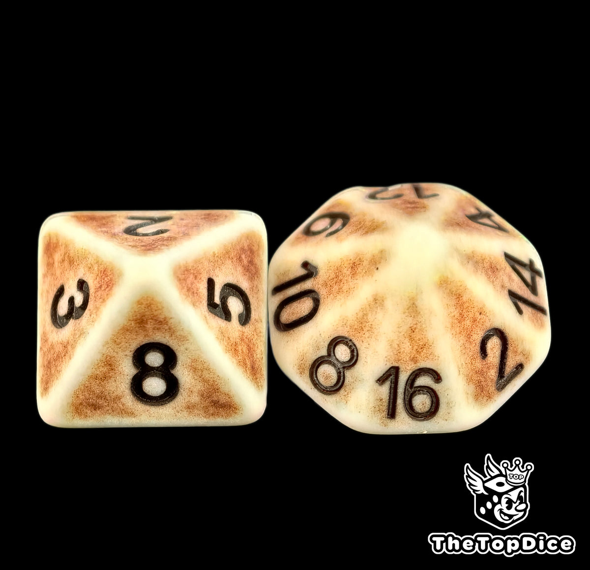 set de dados de blood bowl basico de base de color HUESO con TODOS LOS LOGOS DE OCLOR NEGRO compatible con todos los sets de blood bowl