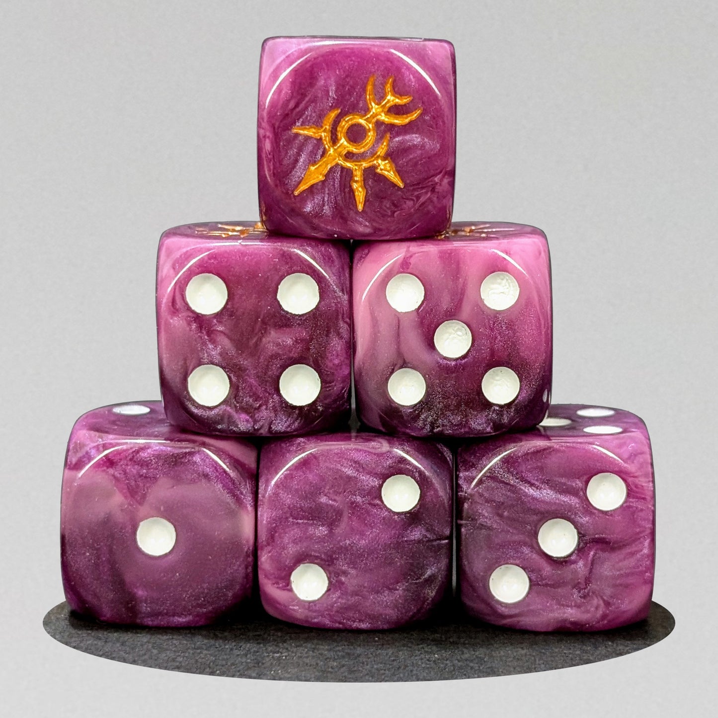 Slaneesh Set Bloody Football Dice