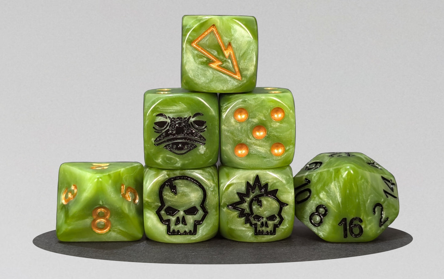 Slann Set Bloody Football Dice