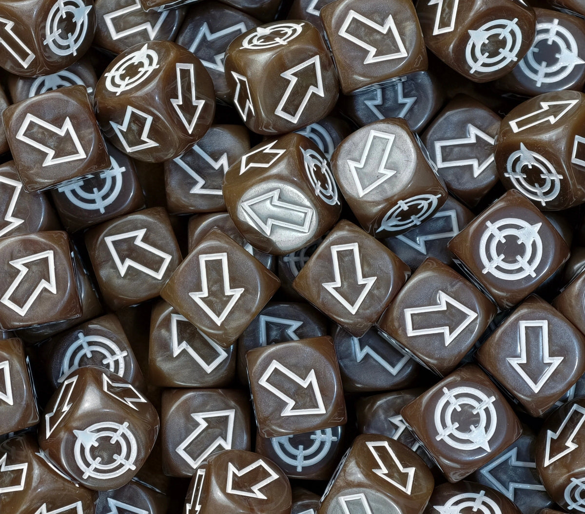 Brown scatter dice in a tray, ready for Warhammer: The Old World cannons and stone throwers