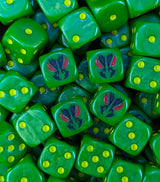 Pile of green mantis head 16mm D6 dice for a sci-fi marine army
