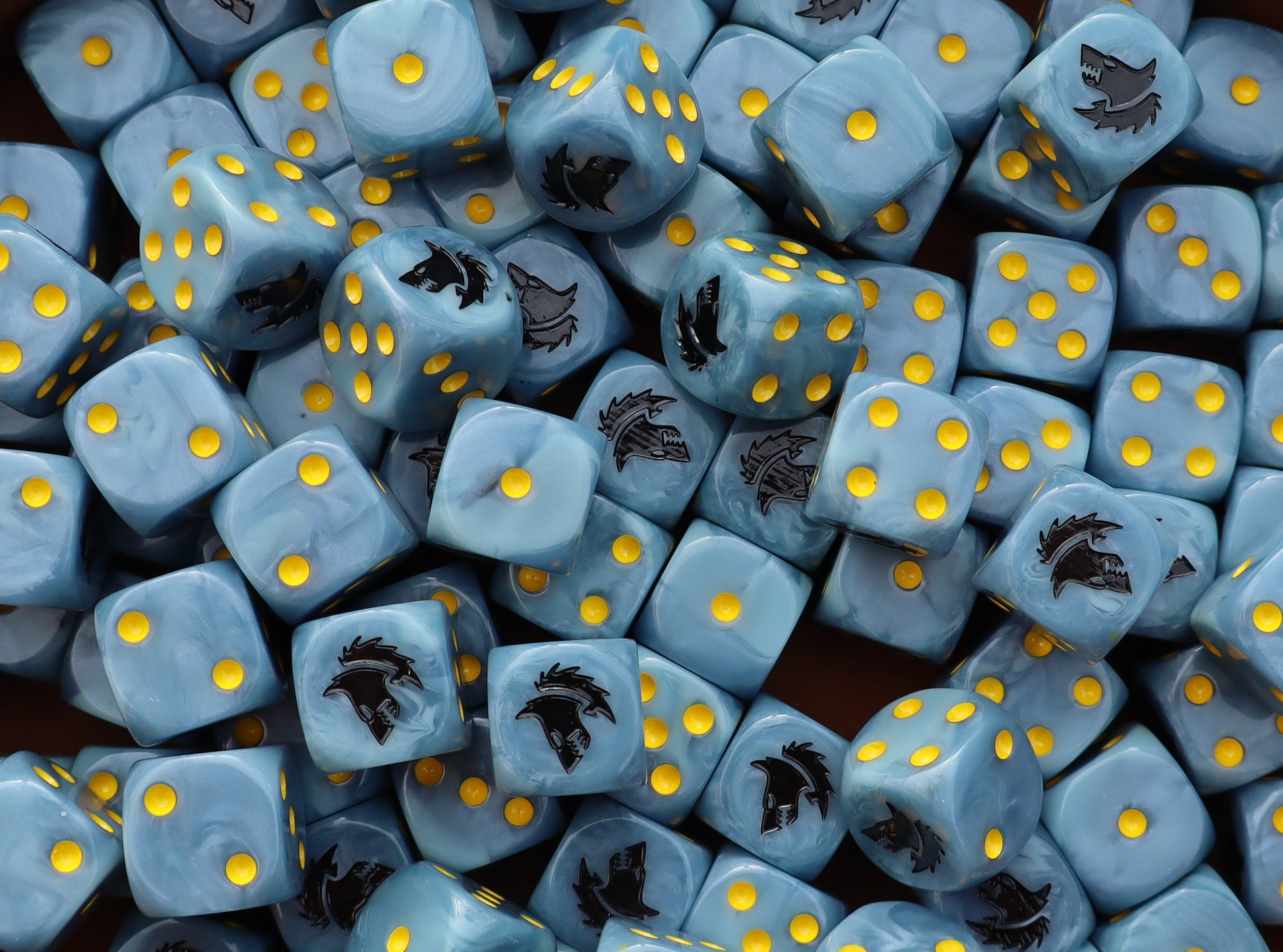 Grimdark wolf marine dice set