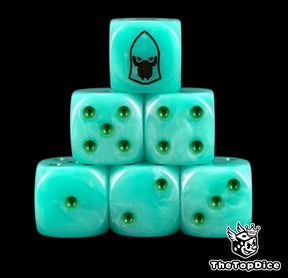 Mymeara eldar dice, turquoise 16mm resin D6 with green pips and a black aeldari guardian helm, six dice stacked in a pyramid