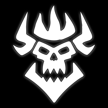 Tusked orc skull with jagged crest in white on black, tile for orc warclan 16mm fantasy dice