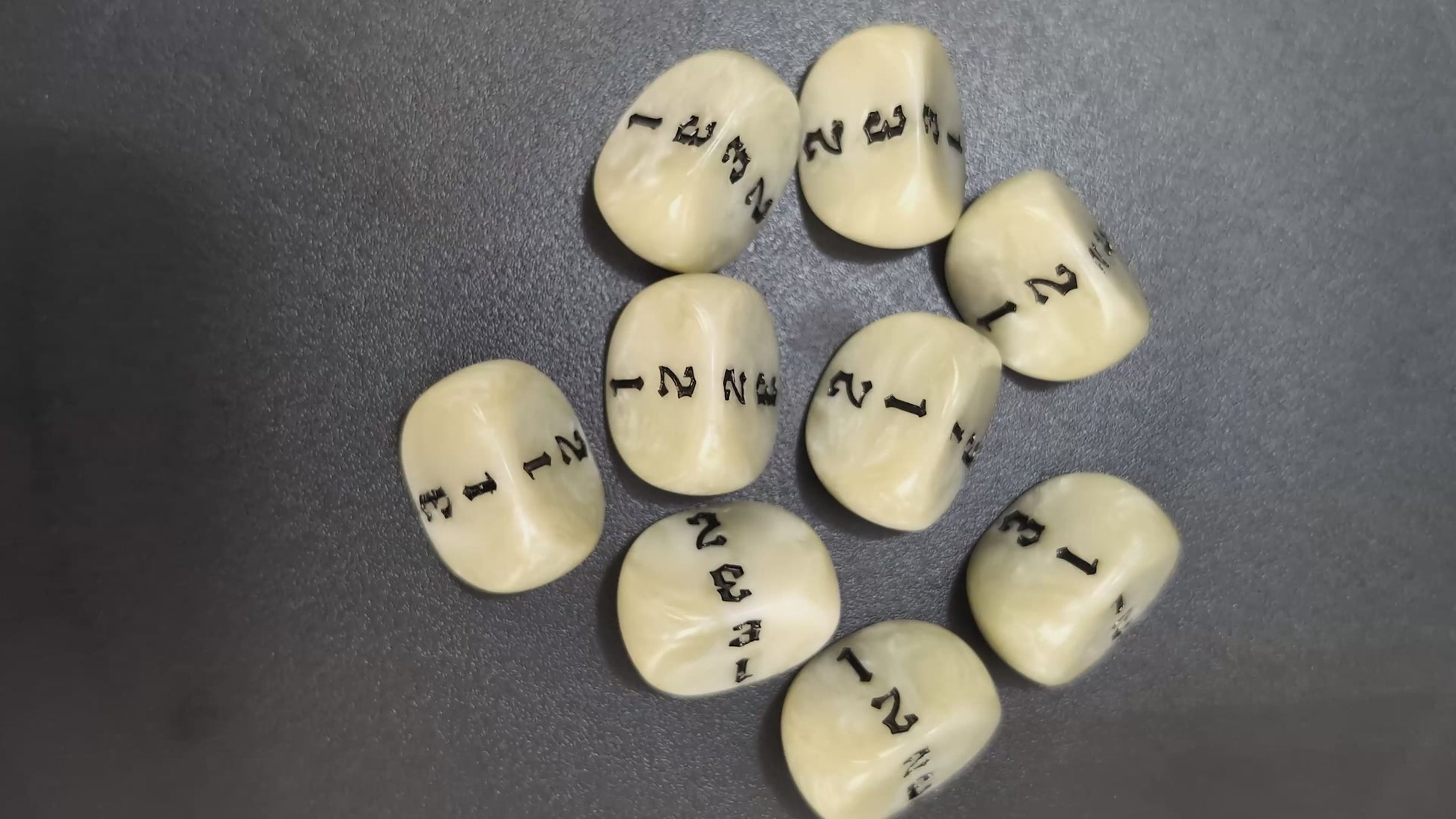 Custom black & white D3 dice for Warhammer 40K and AoS