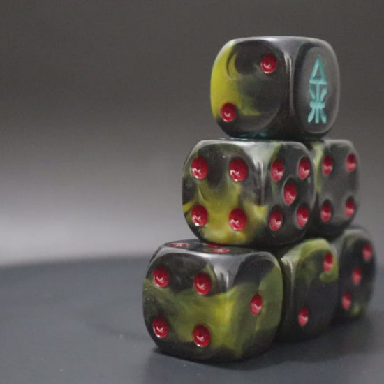 Handmade 16mm dice for Harlequin-style armies
