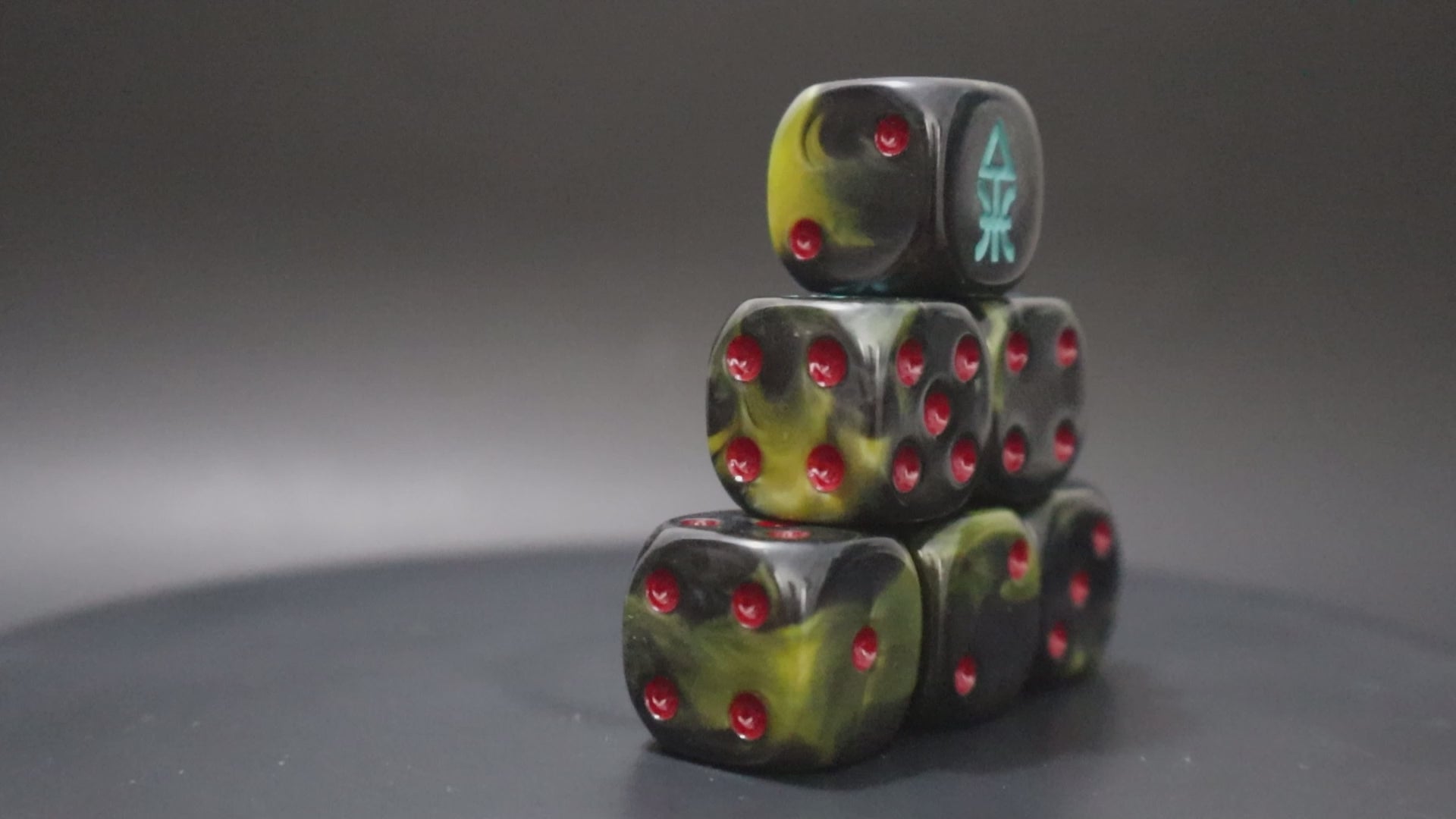 Handmade 16mm dice for Harlequin-style armies