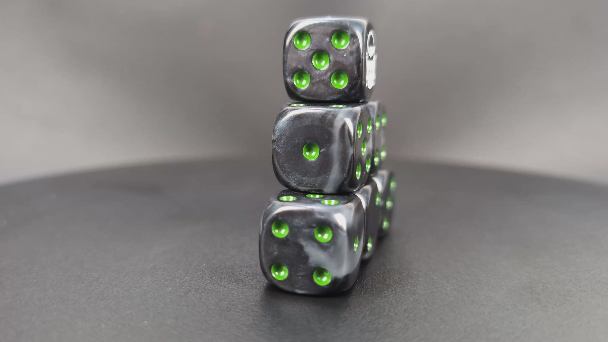 Custom black D6 dice for Warhammer Astra Militarum commanders