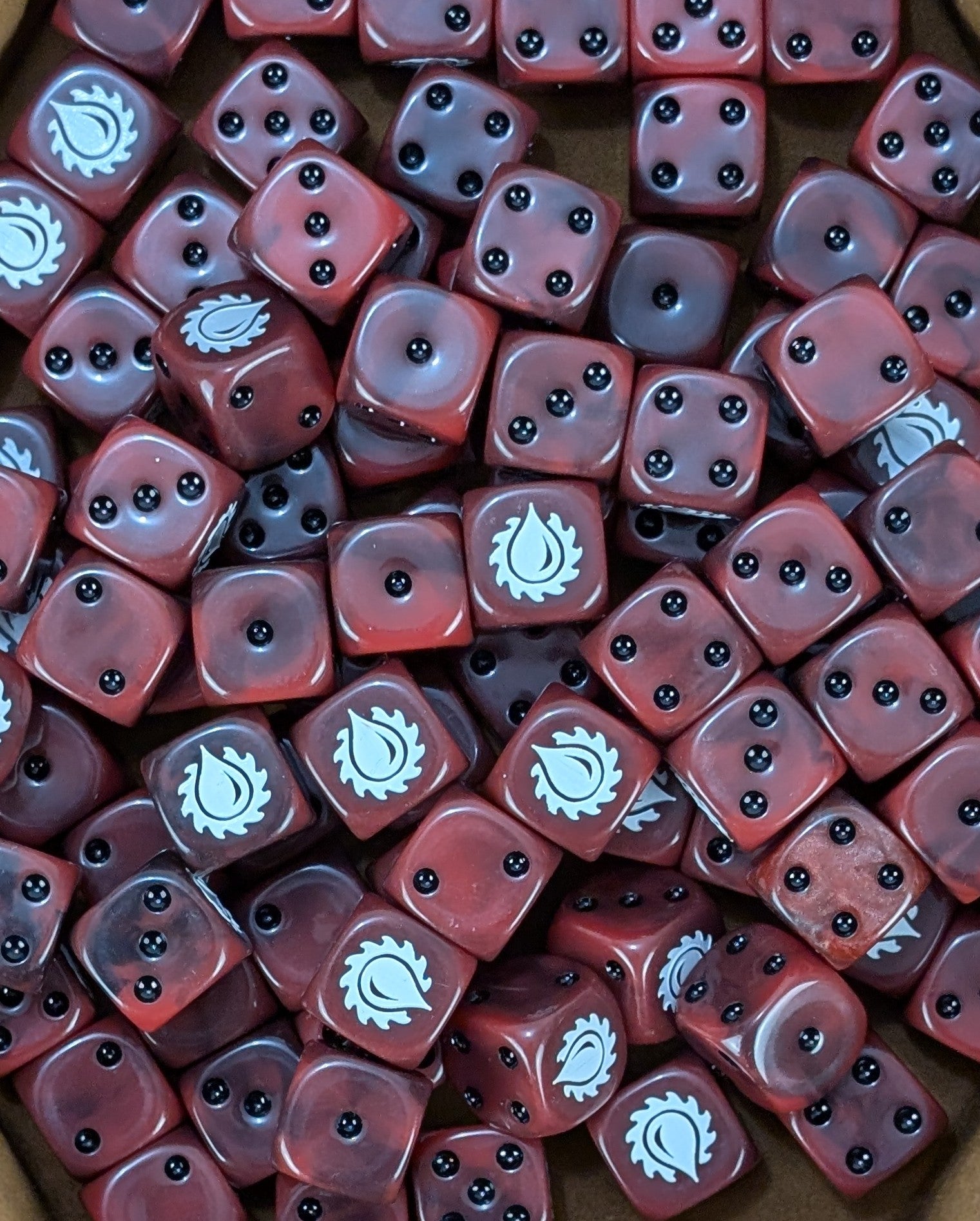 Warhammer successor chapter dice for red legions