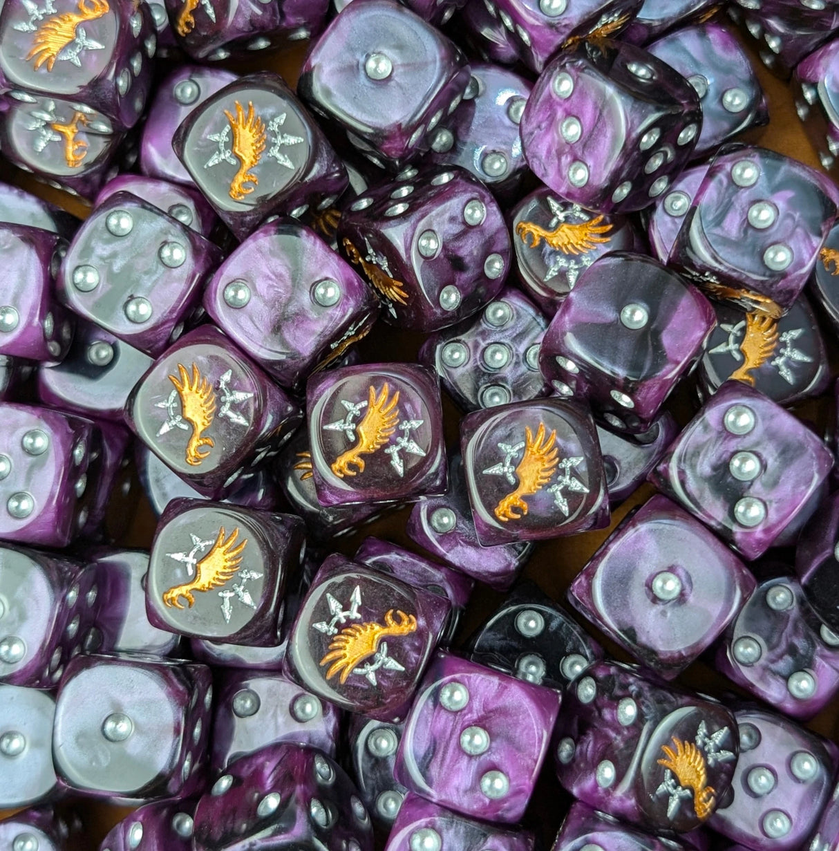 Custom resin D6 dice for sci-fi chaos warbands