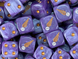 A pile of purple Slaanesh D6 with gold pips and white winged eyes