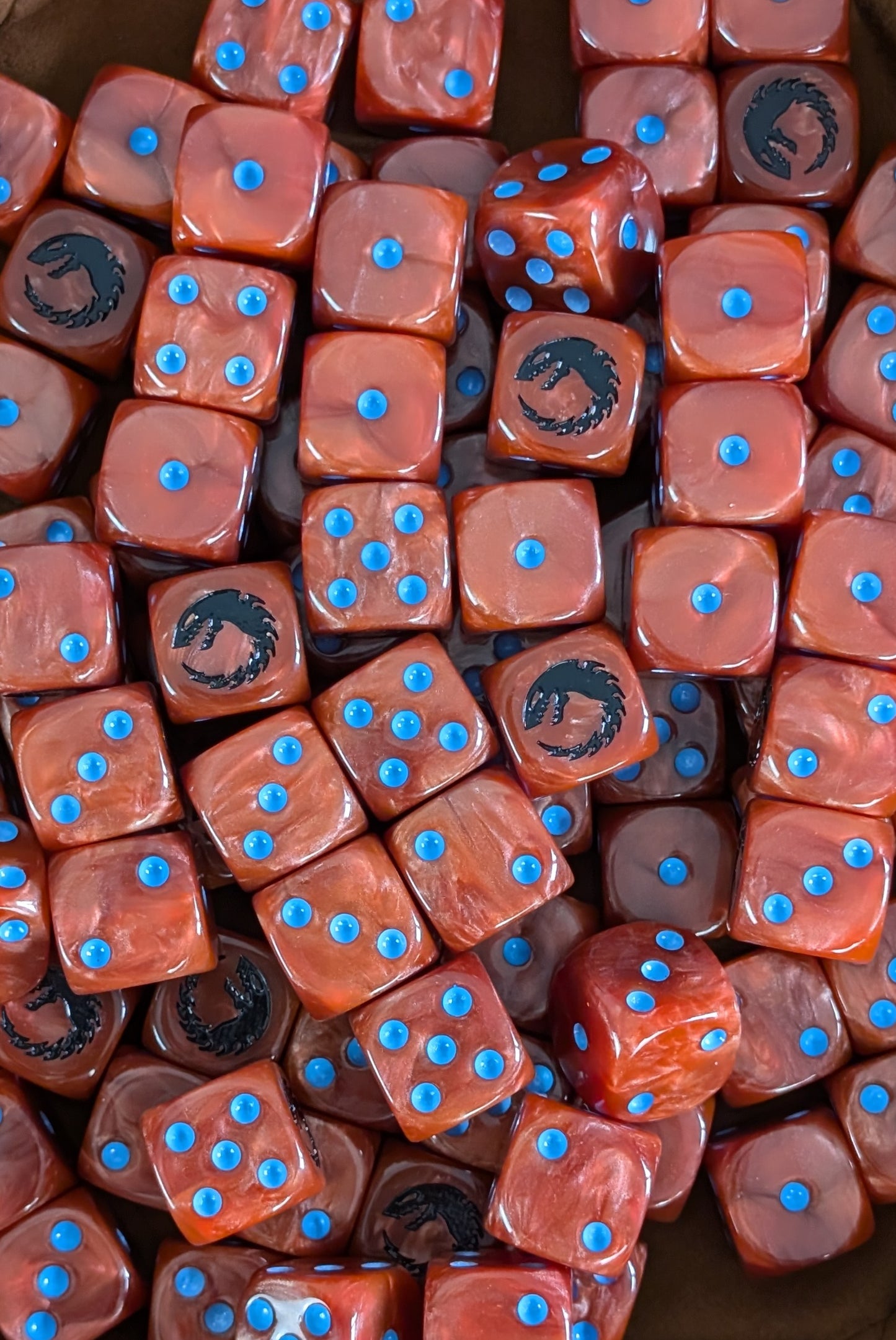 Grimdark biotech dice for xenos tabletop players